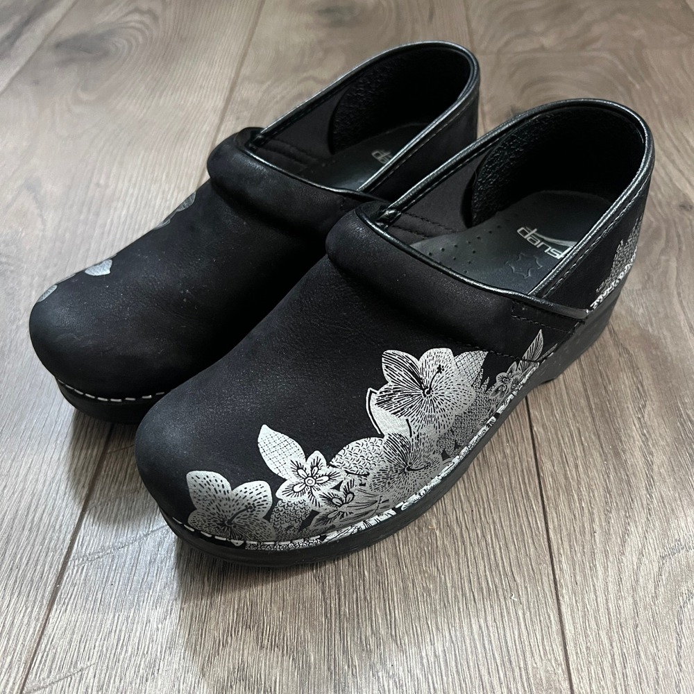 Dansko Professional Black Silver Floral Nubuck Leather Clogs Shoes Womens 38